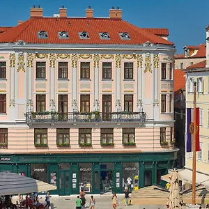 **** Pensión Royal Piazza Croacia